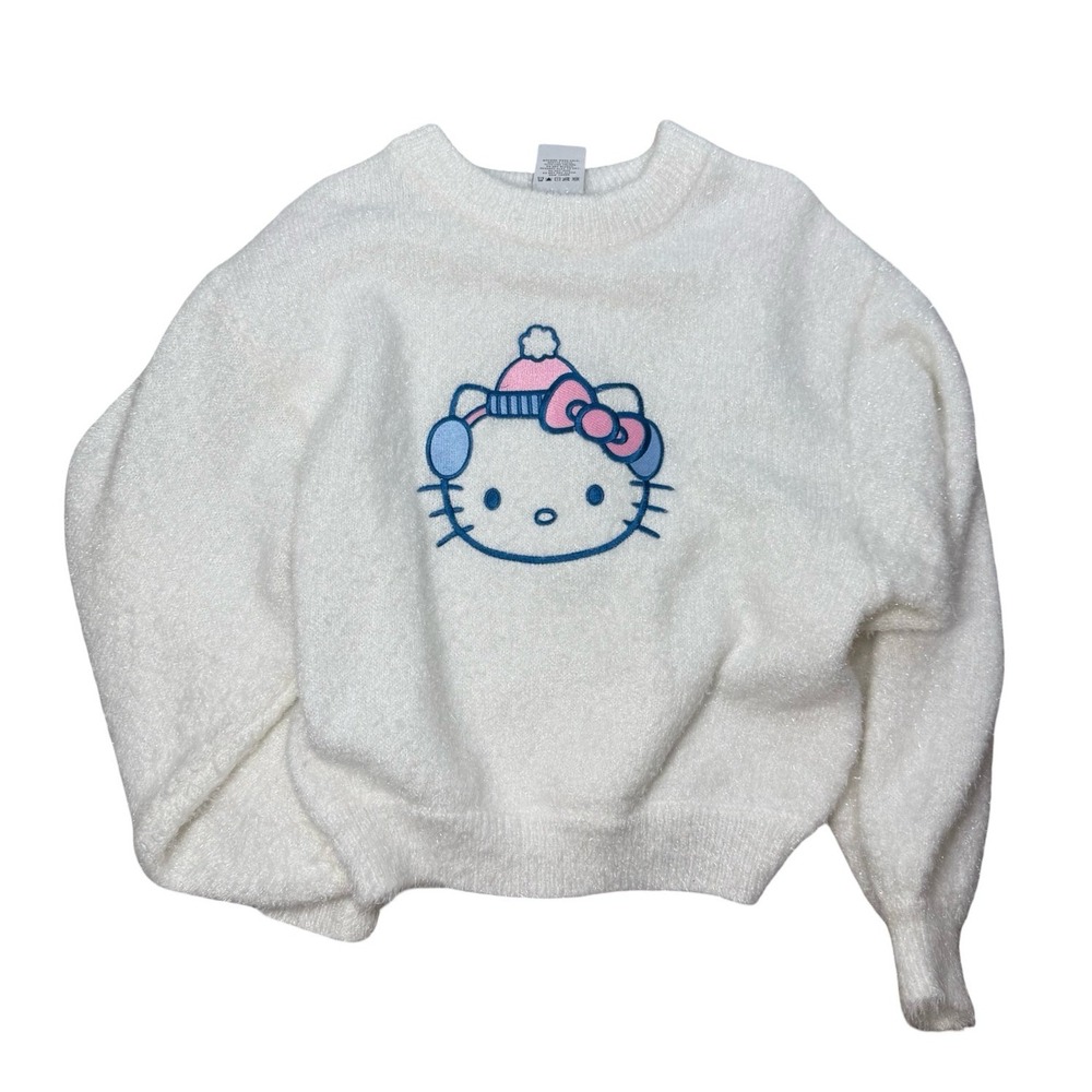 Hello Kitty Sanrio White Fuzzy Eyelash Knit Sweater Winter Beanie Small Bioworld